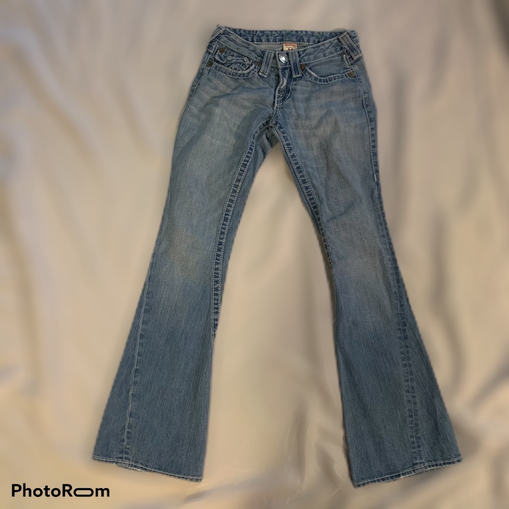 Distressed TR Jeans